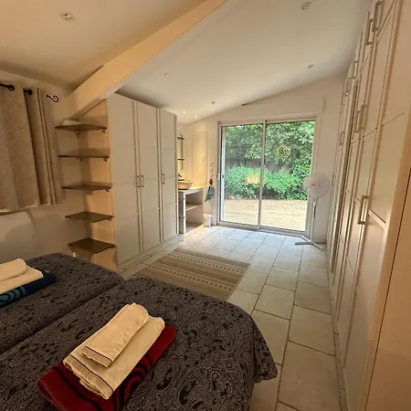 Villa 6 Pers Avec Parc - Piscine - Pool House - Calme -