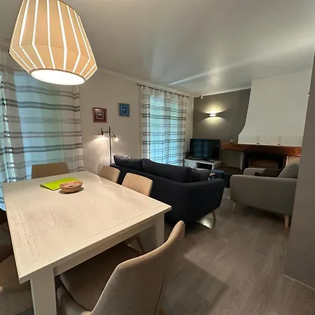 6 Pers Avec Parc - Piscine - Pool House - Calme - Villa