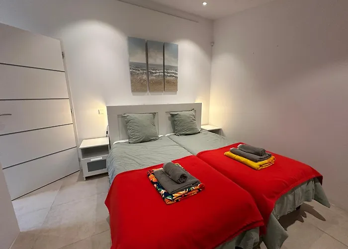6 Pers Avec Parc - Piscine - Pool House - Calme - *