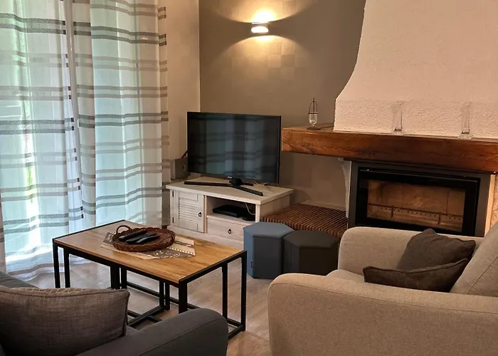 6 Pers Avec Parc - Piscine - Pool House - Calme - * Méjannes-le-Clap