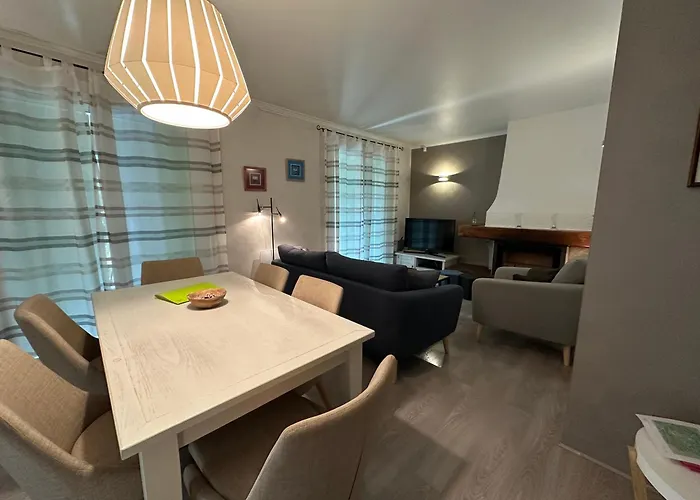 6 Pers Avec Parc - Piscine - Pool House - Calme - Villa