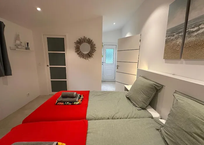 Villa 6 Pers Avec Parc - Piscine - Pool House - Calme - Méjannes-le-Clap